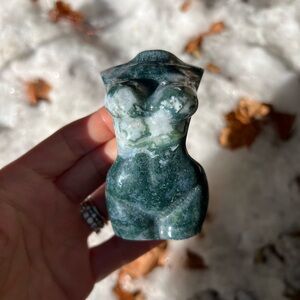Moss (2) agate lady body craving | crystal